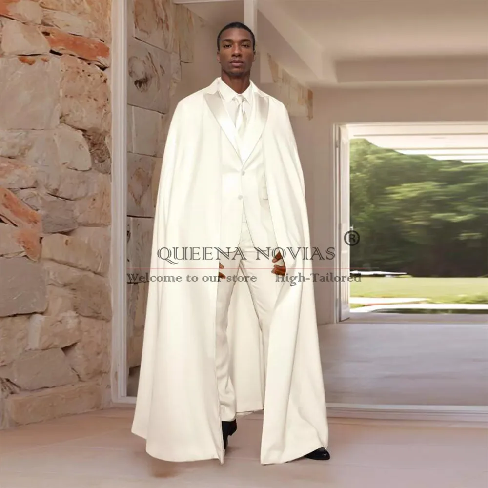 Свадебный костюм от QUEENA NOVIAS