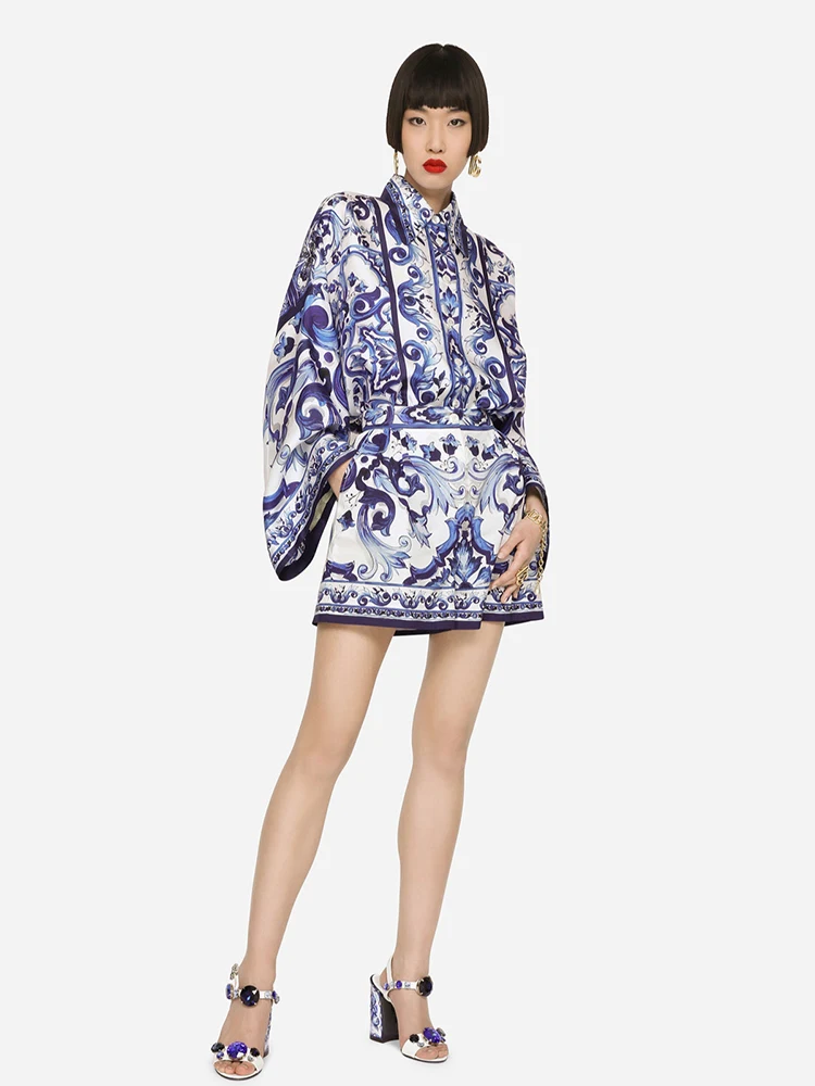 

Retro print lapel single-breasted flared sleeve loose shirt two-piece ladies new+high waist straight shorts fashion suit