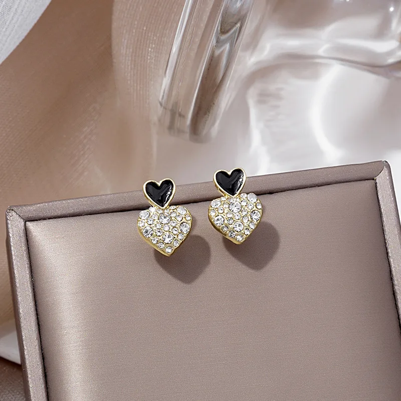 

Korean Rhinestone Double Heart Stud Earrings For Women Temperament Geometric Square C Shaped Earrings Girls Wedding Jewelry