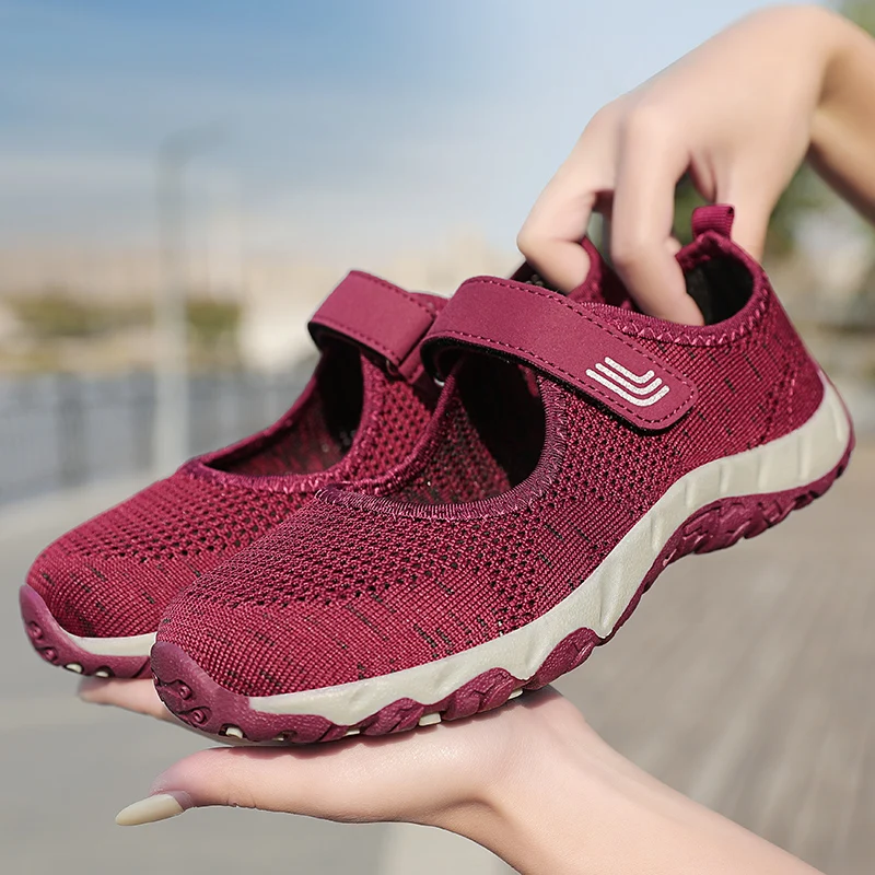 Summer Non-slip Soft Mother Sneakers Breathable Walking Mesh Travel Casual Shoes Women's Comfortable Lightweight Flat Sneakers