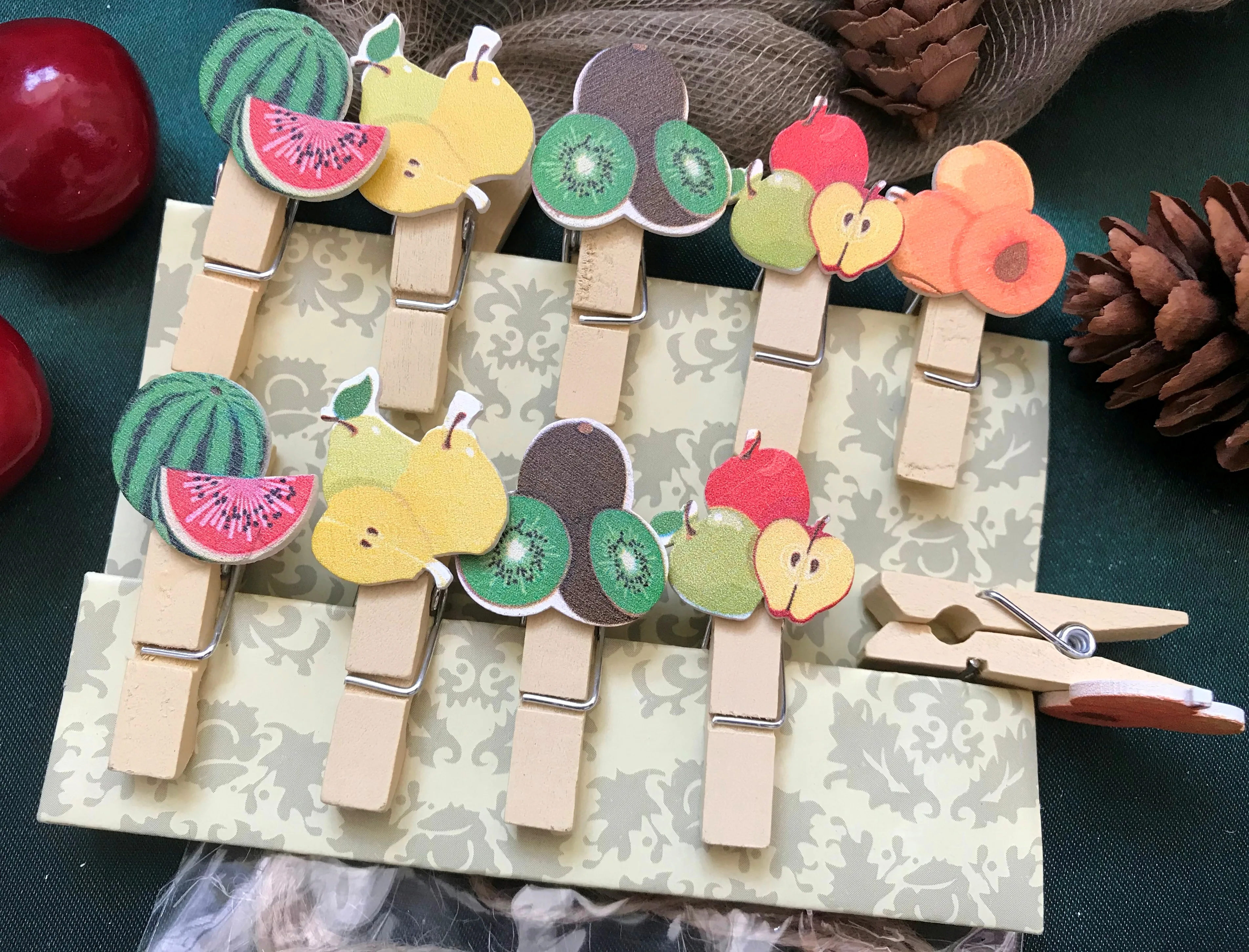 

Colorful Fruit 120pcs Pin Clothespin Cute Wooden Clip/Wooden Pegs set/Fashion Special Gift for Party Gift Favor Decorations