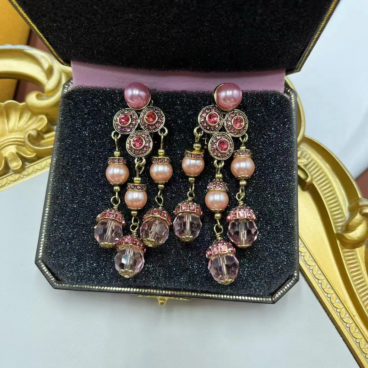 

2023 New Crystal vintage sweet and cute girl dream fashion pink ear clip