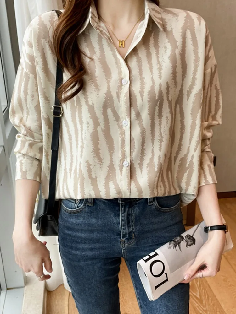 

Women Long Sleeve Casual Shirts New 2022 Spring Korean Style Striped Print All-match Ladies Elegant Chiffon Tops Shirt W1037