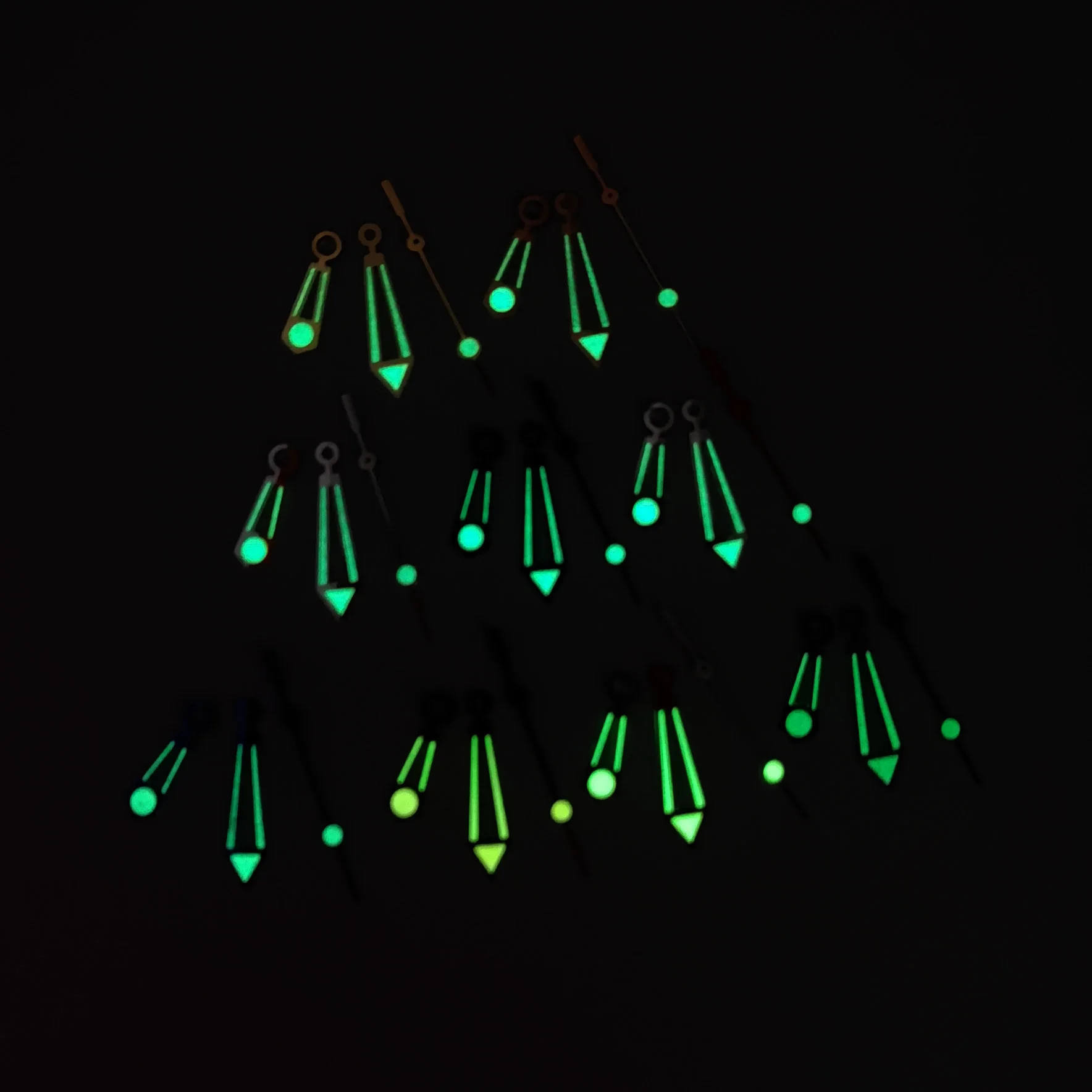 Часы-скелетоны BLIGER черные серебристые синие стрелки с зеленой подсветкой NH34 NH35