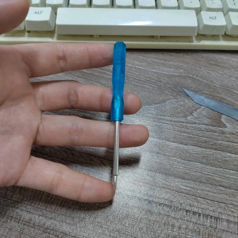 

Laptop Rubber Feet Silicone Foot Pad with Screws and Screwdriver for MACBOOK 13" 15" A1708 A1707 A1706