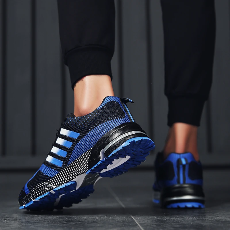 Fashion Lightweight Mens Running Shoes Couple Outdoor Mesh Sports Shoes Man Gym Training Sneakers Breathable Jogging Shoes Men