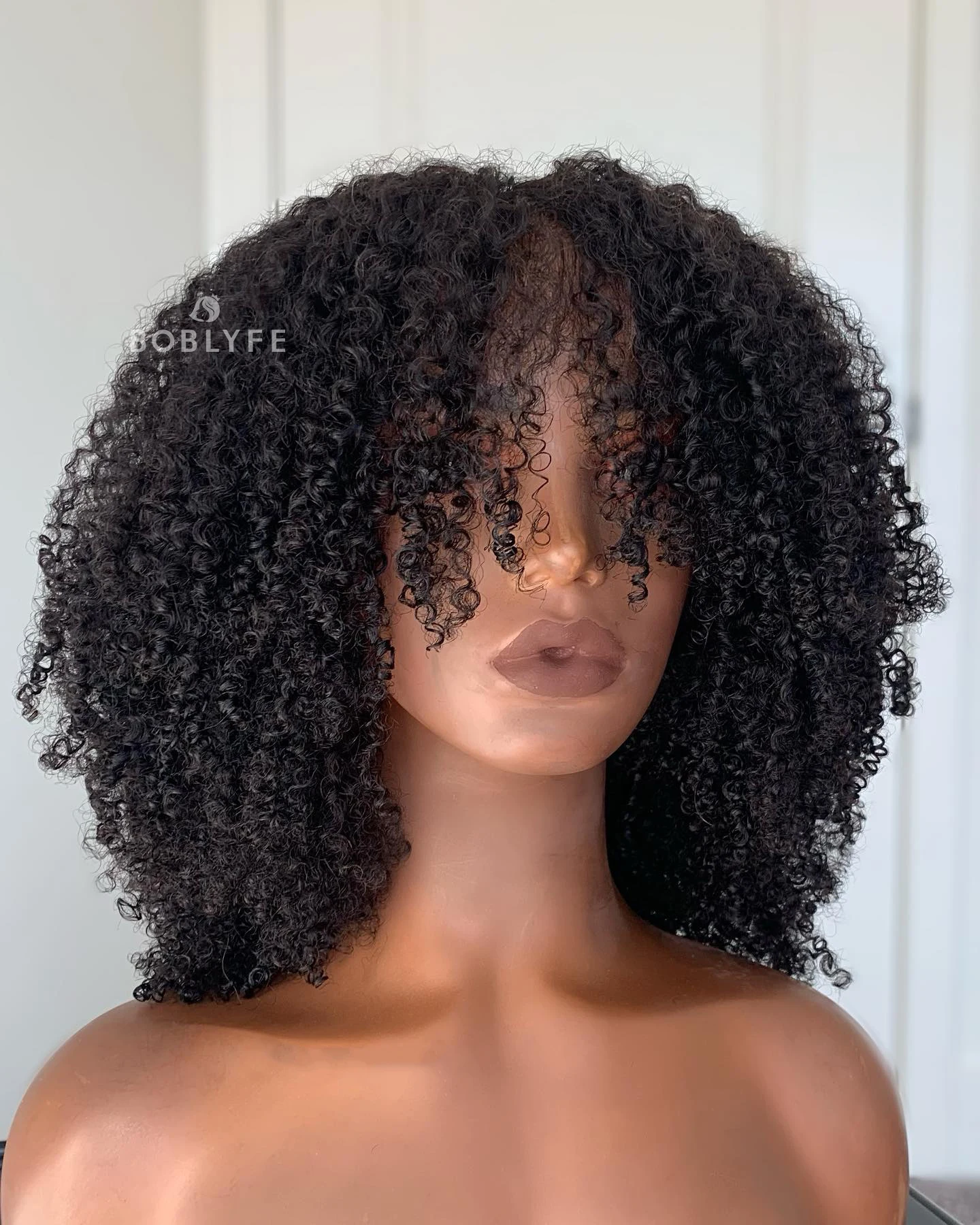 Peluca rizada Afro con flequillo hecha a máquina, cuero cabelludo completo, 180, 200, 250 de densidad, cabello humano brasileño Remy