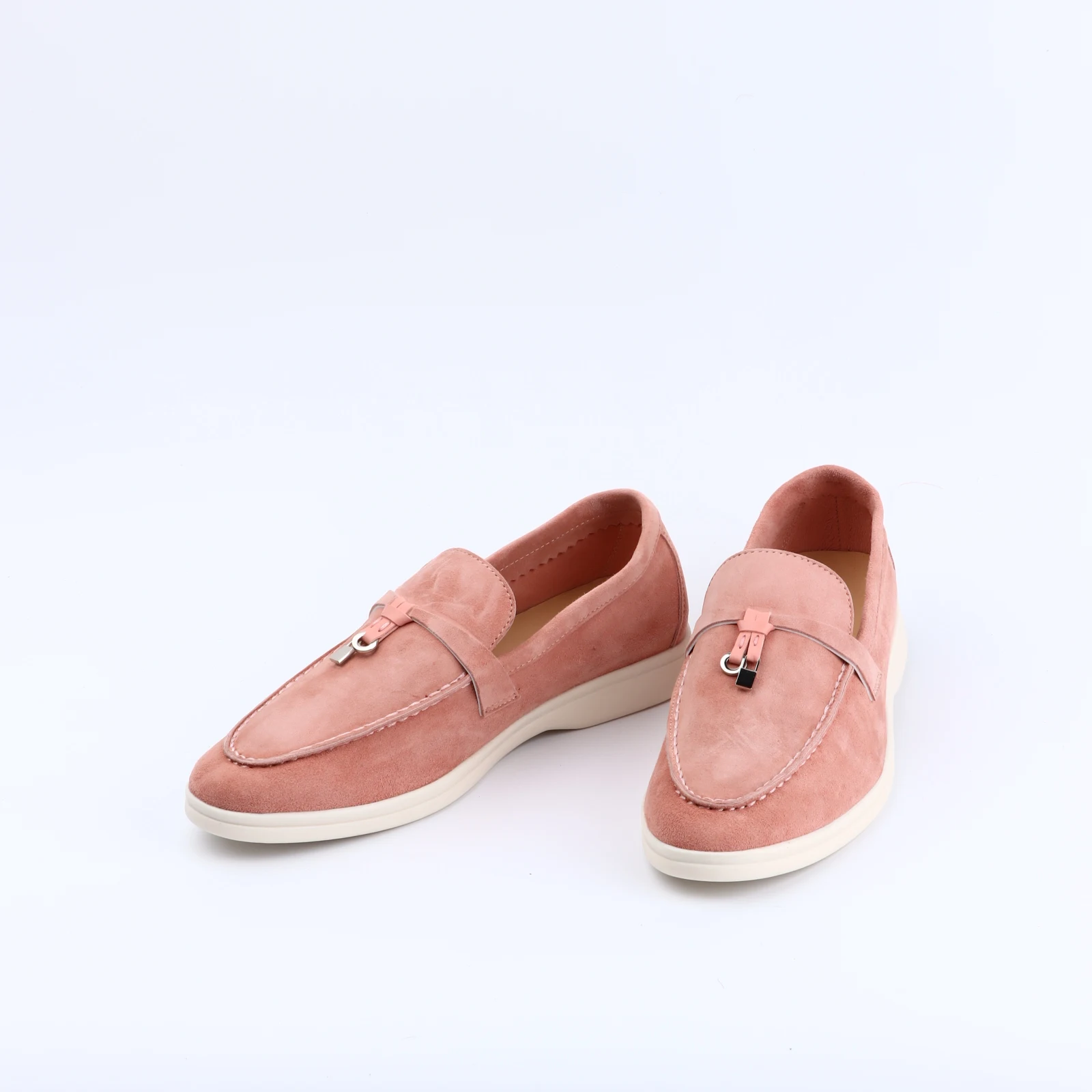 

Мужские замшевые лоферы без застежки, бежевые повседневные туфли с круглым носком, на плоской подошве, лето 2023