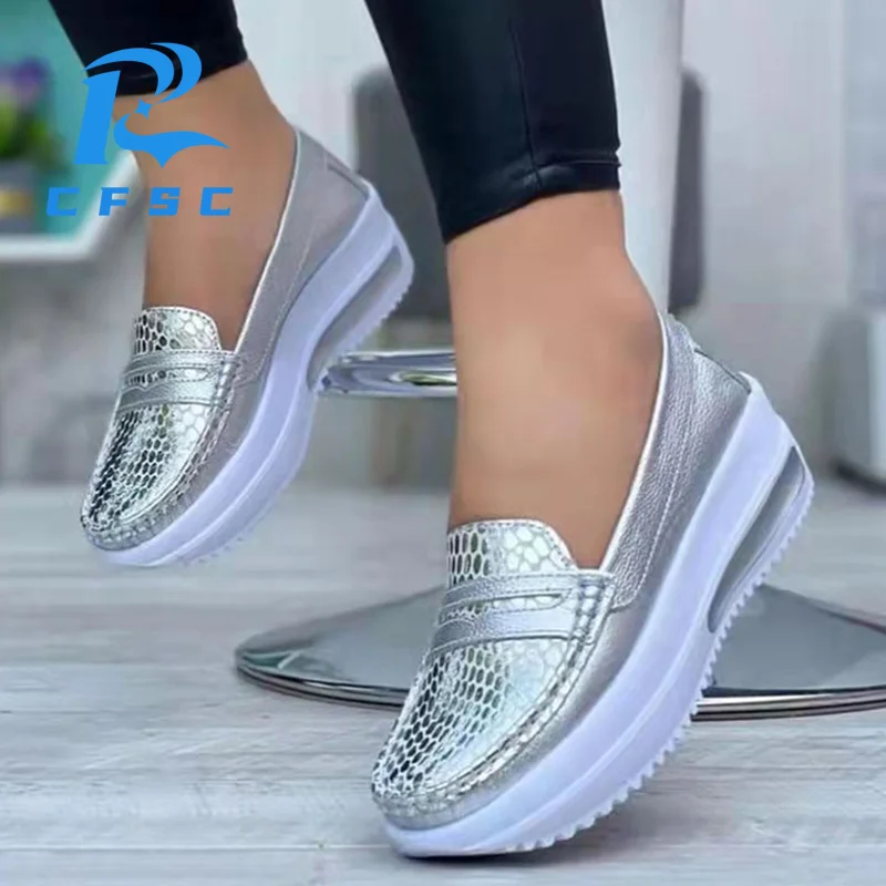 

Women Shoes Slip On Platform Shoes For Casual Women Sneakers Summer Sports Sneaker Chaussure Femme Soft Vulcanized Shoes Loafers