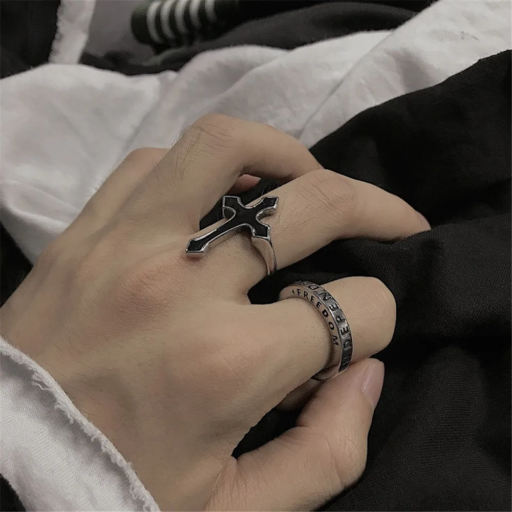 

Men Vintage Style Antique Black Sword Cross Open Rings Unisex Party Jewelry Women Fashion Gothic Metal Color Cross Finger Rings