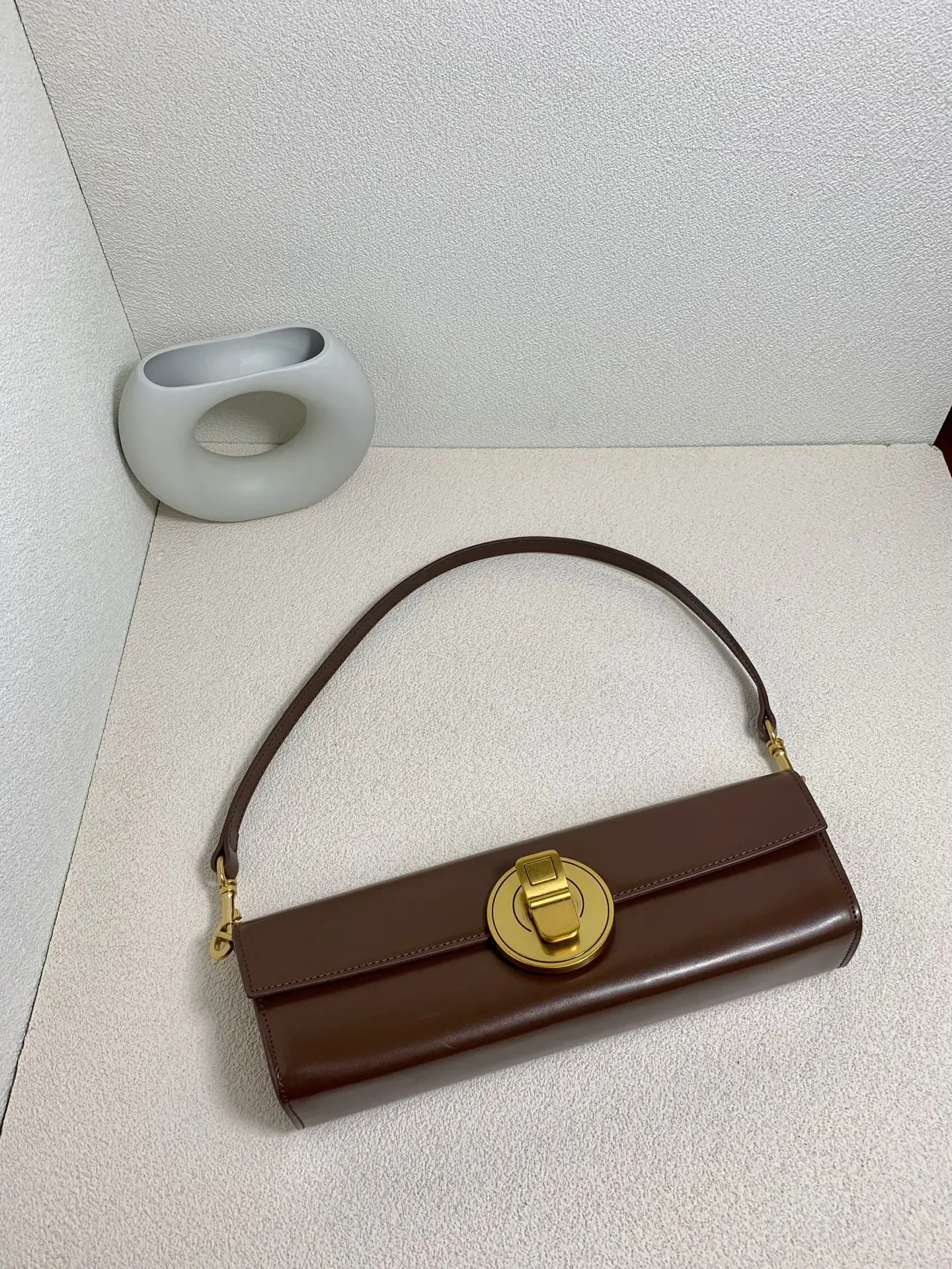 

2022 New Cowhide Underarm Bag Fashion Simple Hand Bag Shoulder Bag Quality Women's Bag