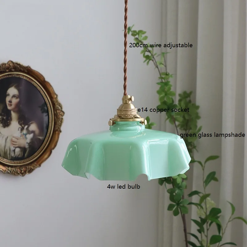 

Подвесные светильники IWHD молочного желтого стекла