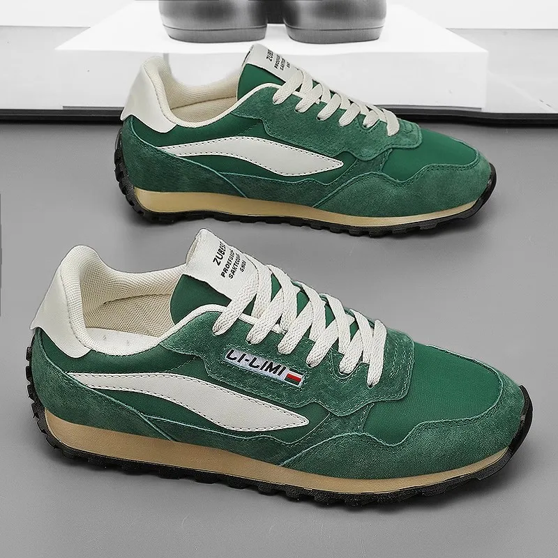 Мужская обувь Argan осенняя нескользящая спортивная с мягкой подошвой черная