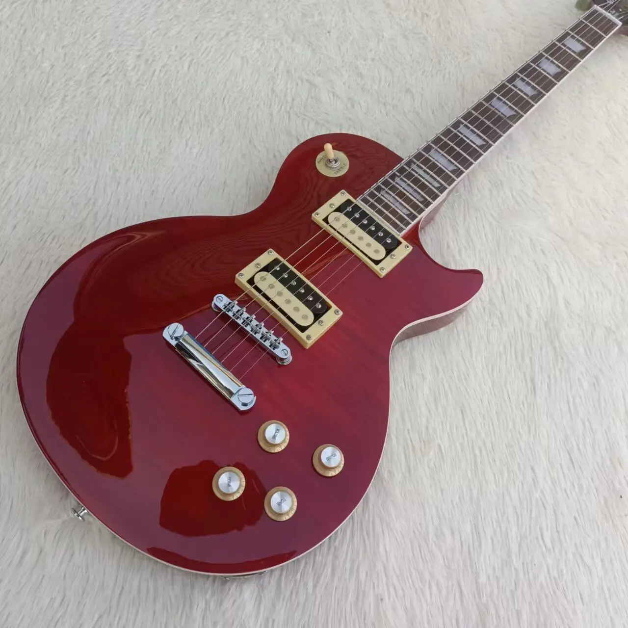

Hot Sale Factory Customized 6 String Electric Guitar Finish Gloss Red