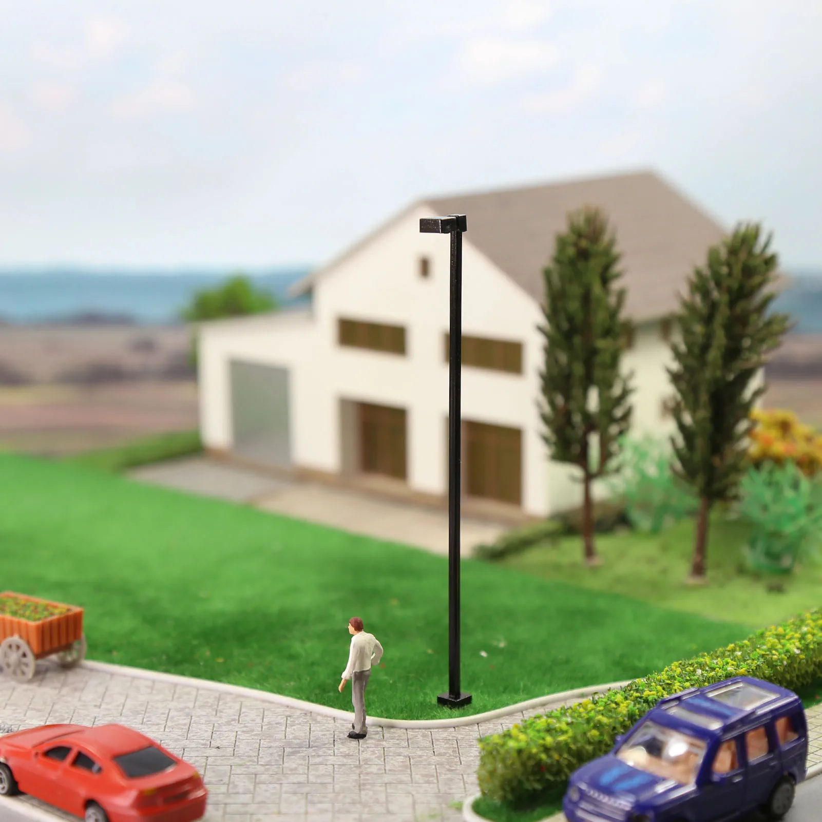 

Evemodel 10 шт. HO OO Масштаб 1:75 Металлическая лампа яркий белый уличный фонарь 10,6 см черный полюс модель поезда LM02OOW