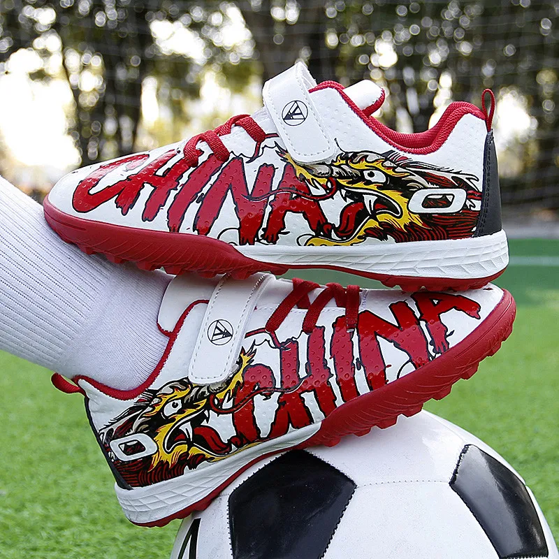 New Hot sale Indoor Soccer Shoes For Kids Children Soccer Cleats Boys Football Shoe Sneaker Light Kid Futsal Training Shoes 2023