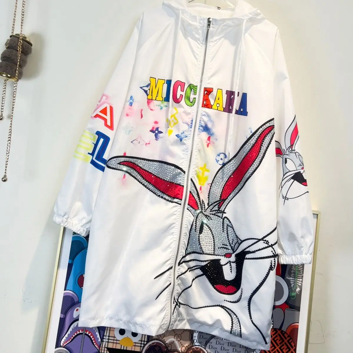 

Tide Brand 2022 New Spring Autumn Women Clothes Hot Drill Cartoon Rabbit Oversize Windbreaker Streetwear Female Thin Jacket Coat