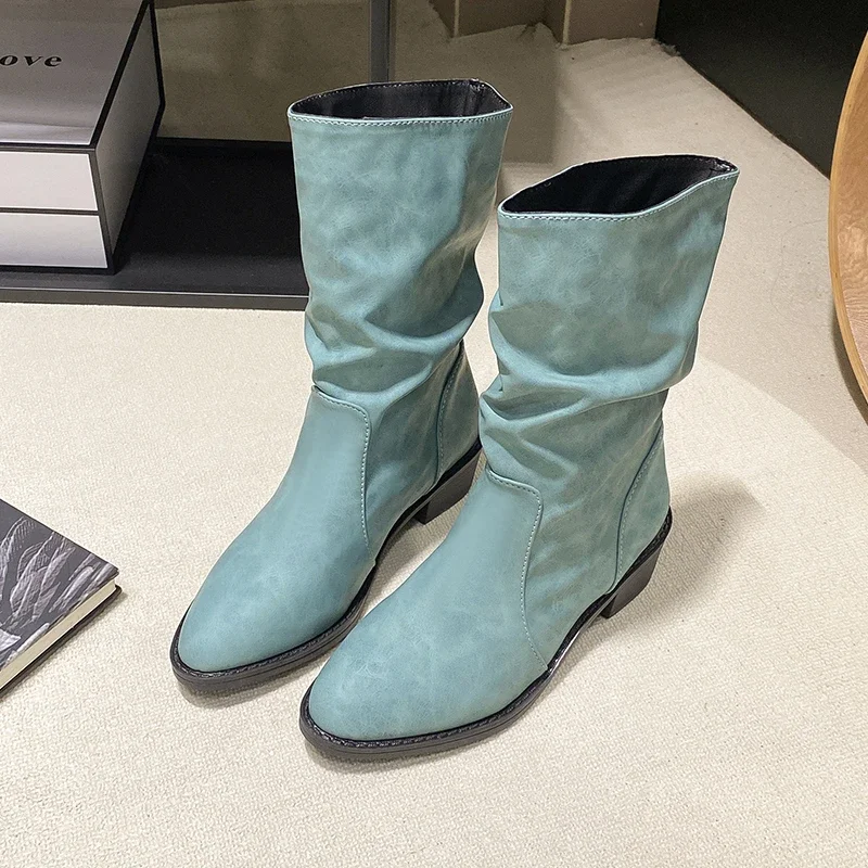 Женские ботинки на толстом каблуке новые зимние модные нескользящие