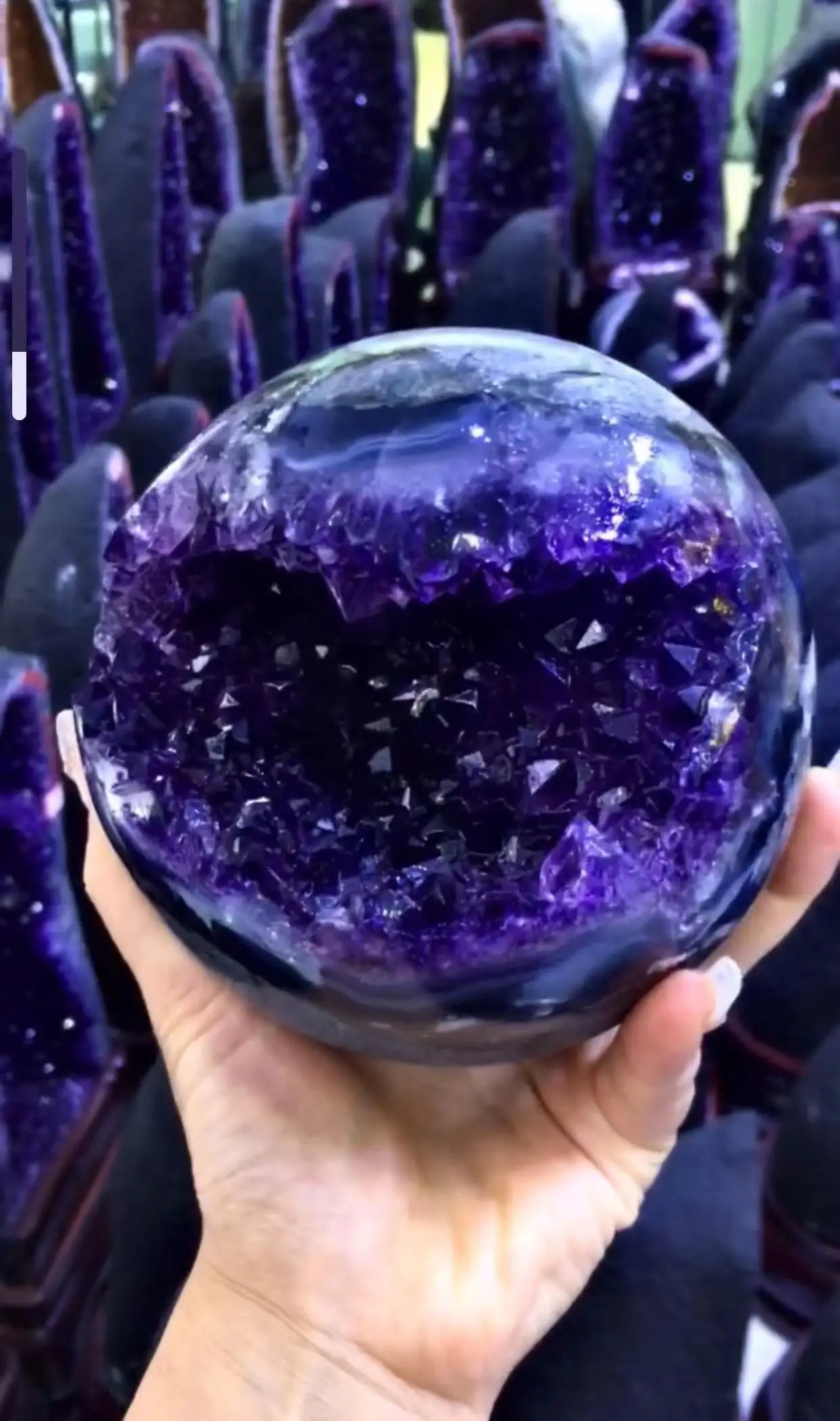 Рисунок 4 - Уругвайский Аметист улыбки