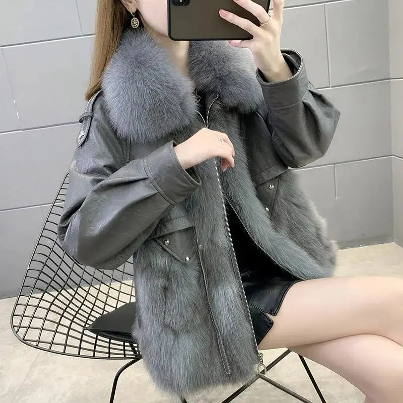 Autumn/Winter 2022 Faux Fur Temperament Thick and Cotton Women's Casual Loose Slimming Fashion Fluffy Coat Women