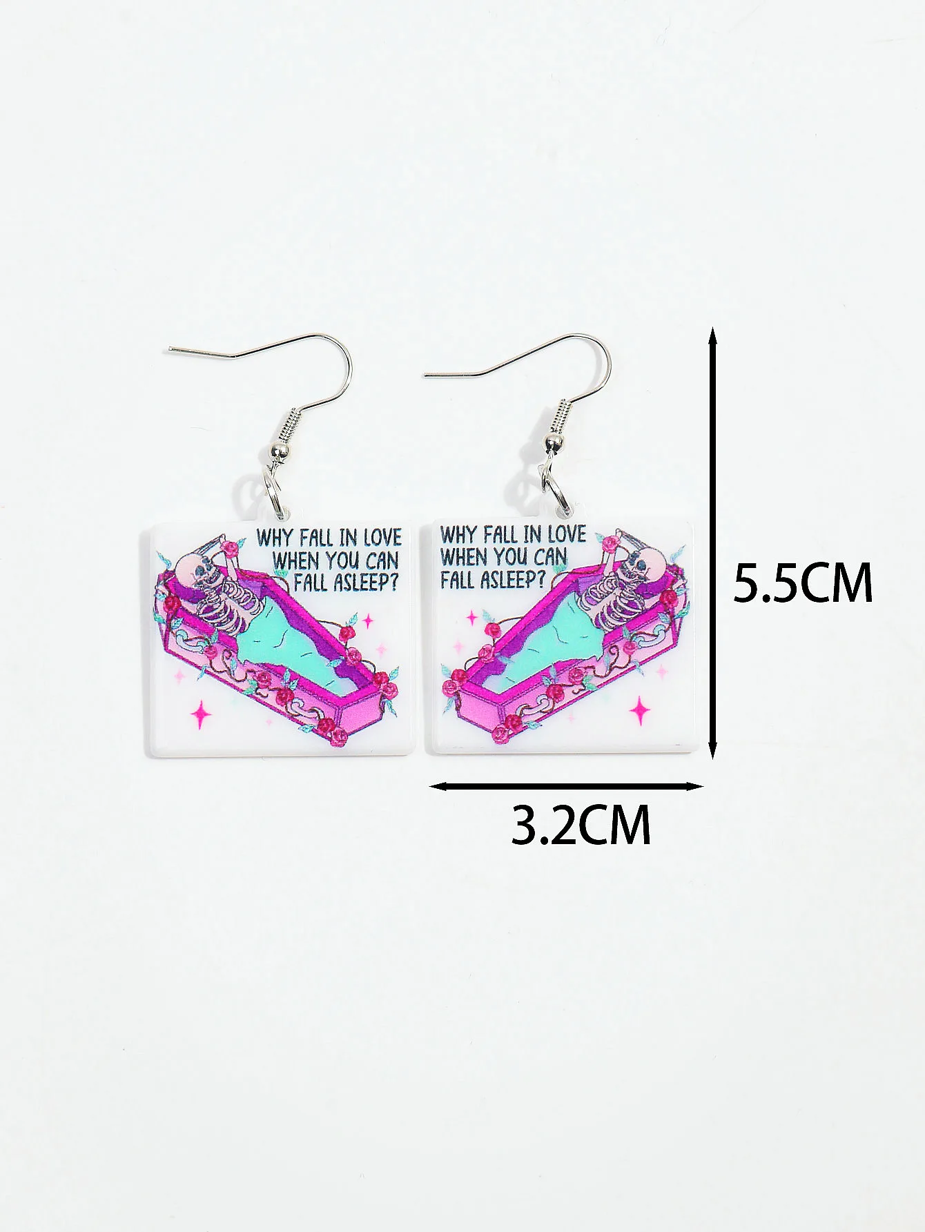 Женские акриловые серьги в виде гроба черепа