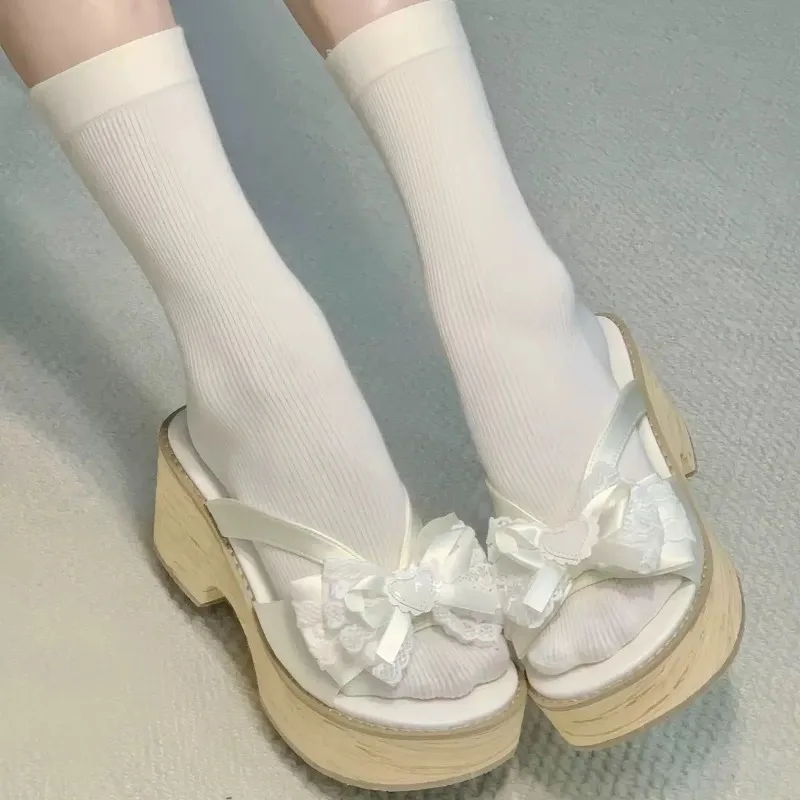 Фото Женские летние сандалии Sweet Bow на толстой платформе с эффектом дерева, удобные, в японском стиле, на высоком каблуке №2