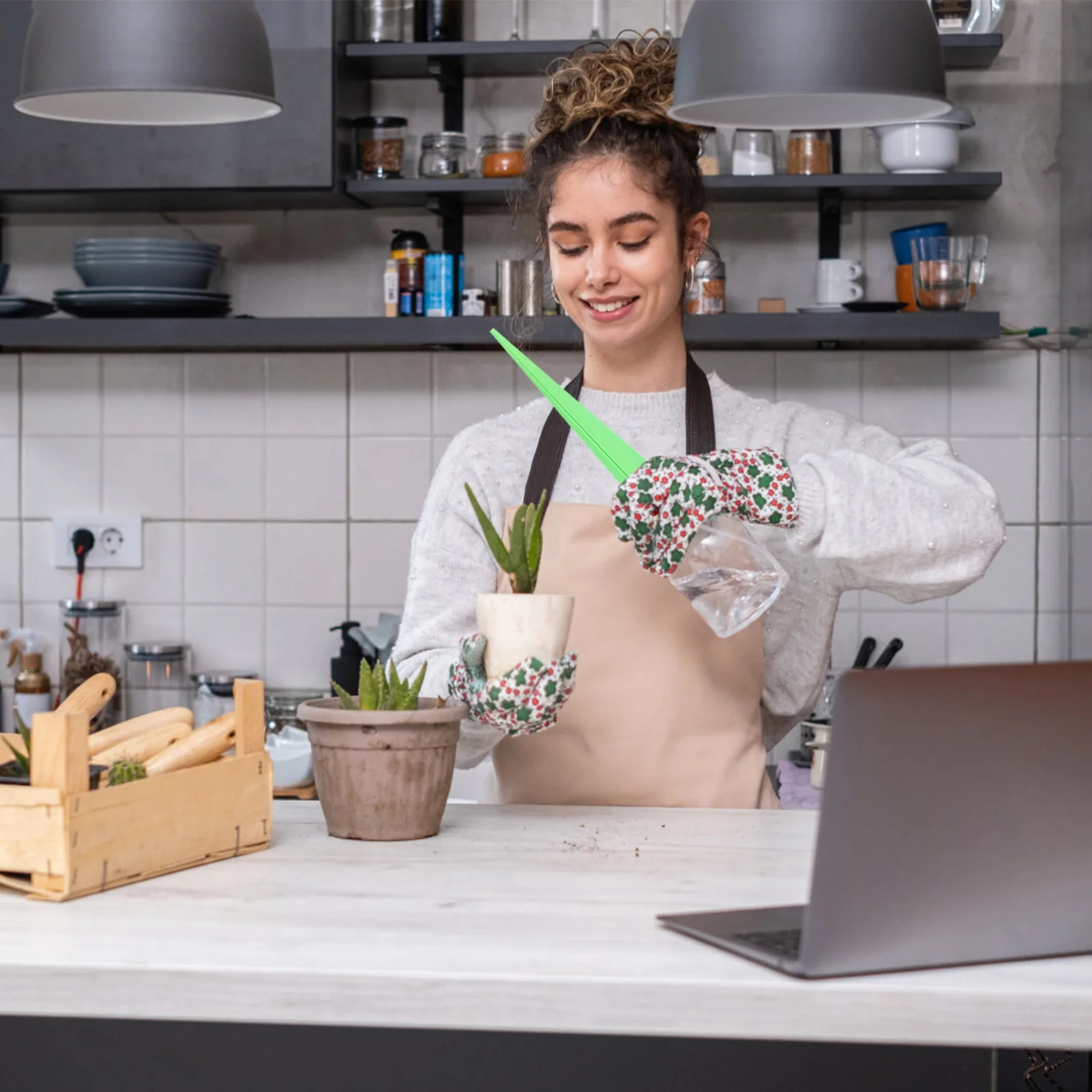 

16 Pcs Auto Watering Mini Plants Flowerpot Automatic Devices Vacation Indoor