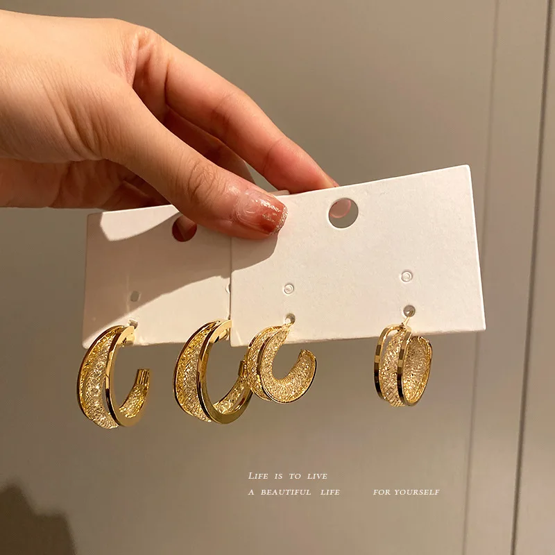 

925 Silver Needle C-shaped Crystal Mesh Earrings, European And American Geometric Retro Niche Design, Light Luxury