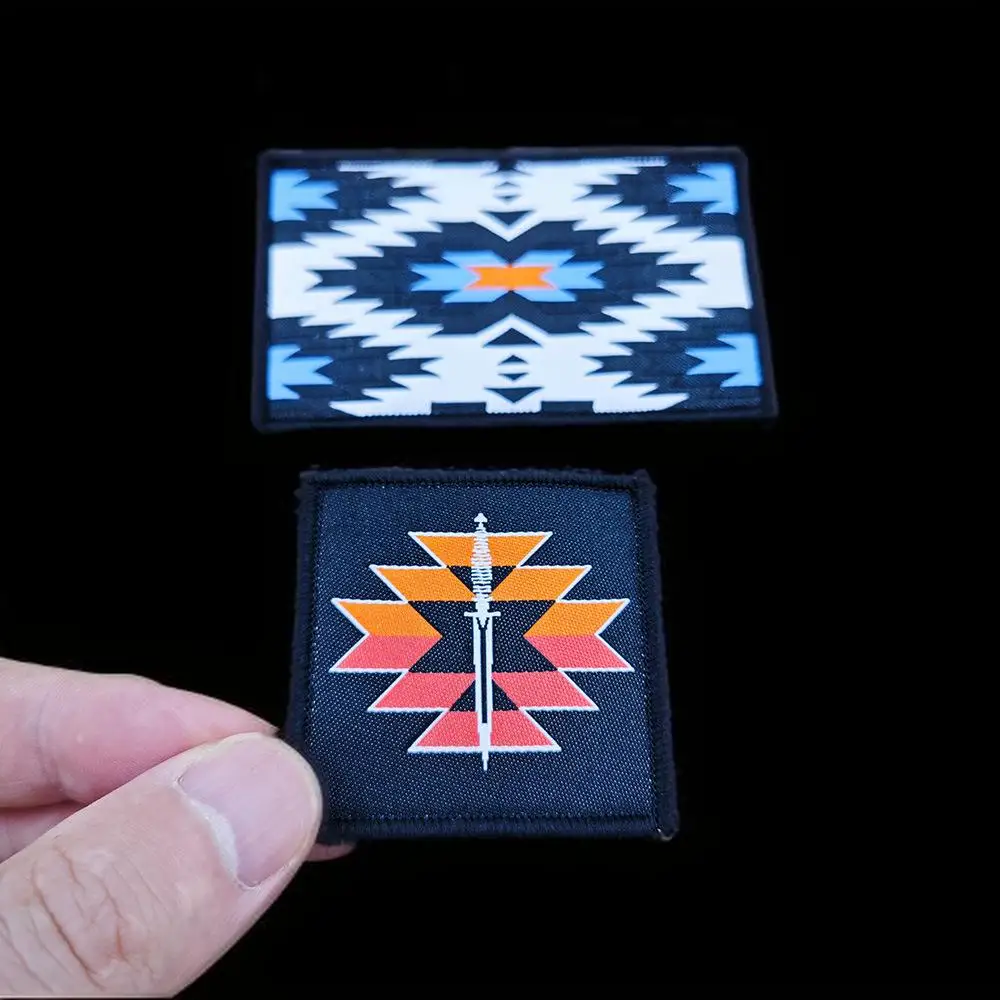 Черные пейонные системы вышитые нашивки на липучке для одежды модные