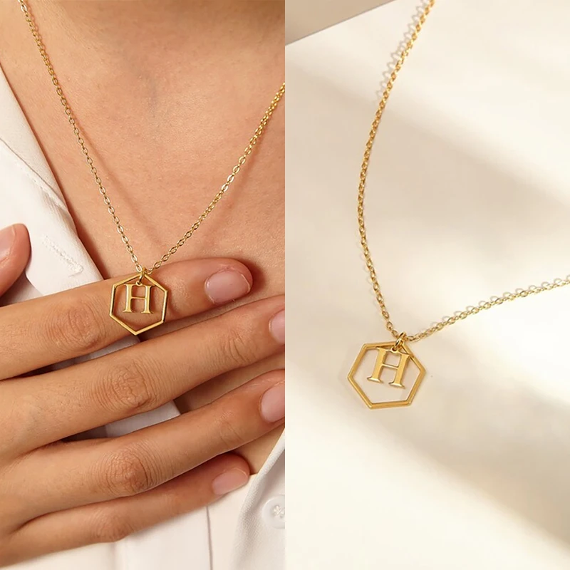 

26 Initial Letter Pendants Necklace for Woman Stainless Steel Hexagonal Shell Letter Chains Gold Color Necklace Woman Jewelry