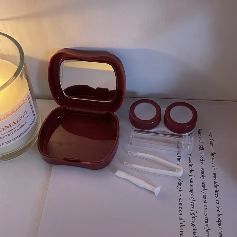 

Minimalist 3D Dark Red Love Contact Lens Case Girl Portable Beauty Pupil Box Companion Box Contact Lens Storage Container Box