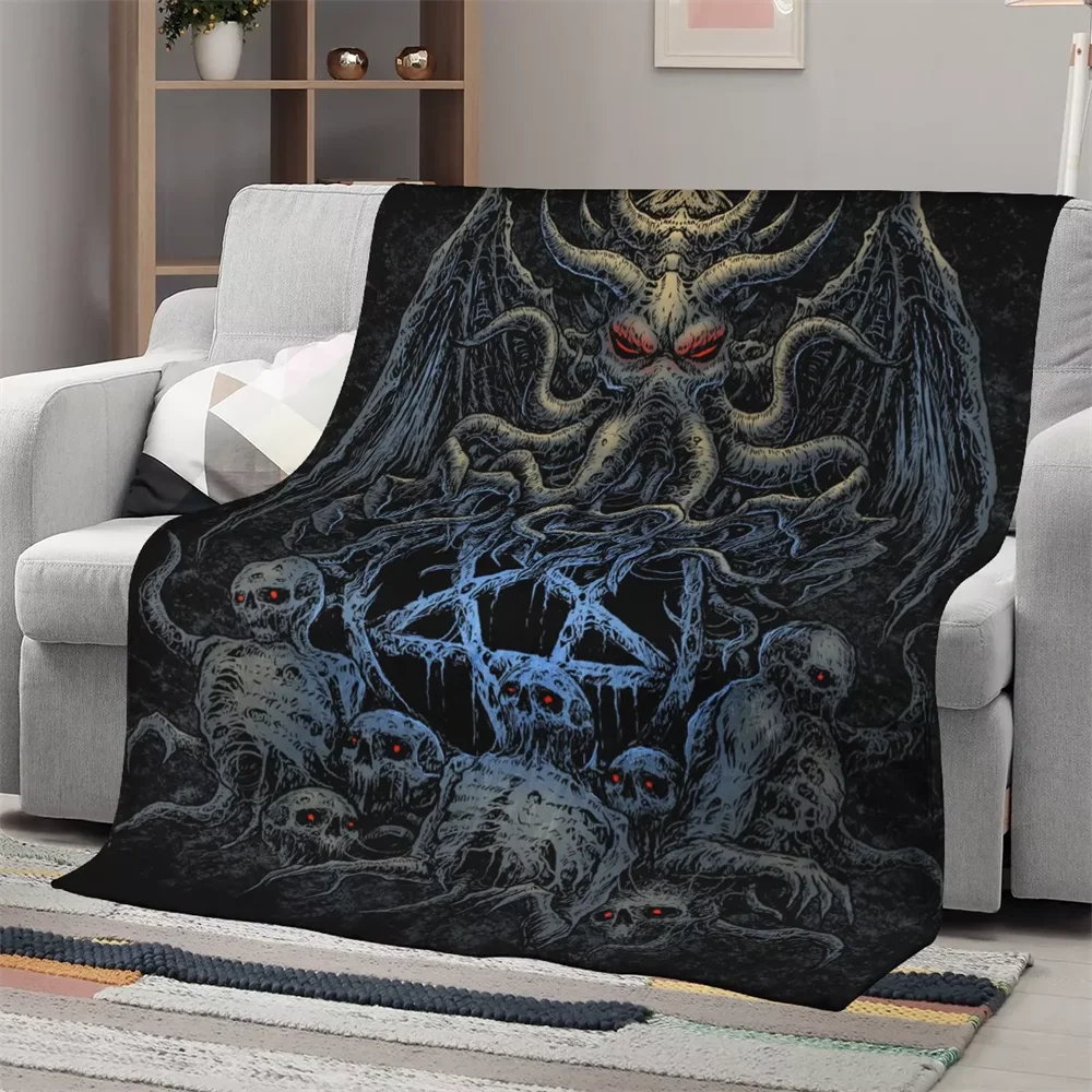 

Gothic Punk Style Plush Throw Blanket for Bedroom Death Skull Printed Throw Blankets Special Halloween Gifts for Teenager Adluts