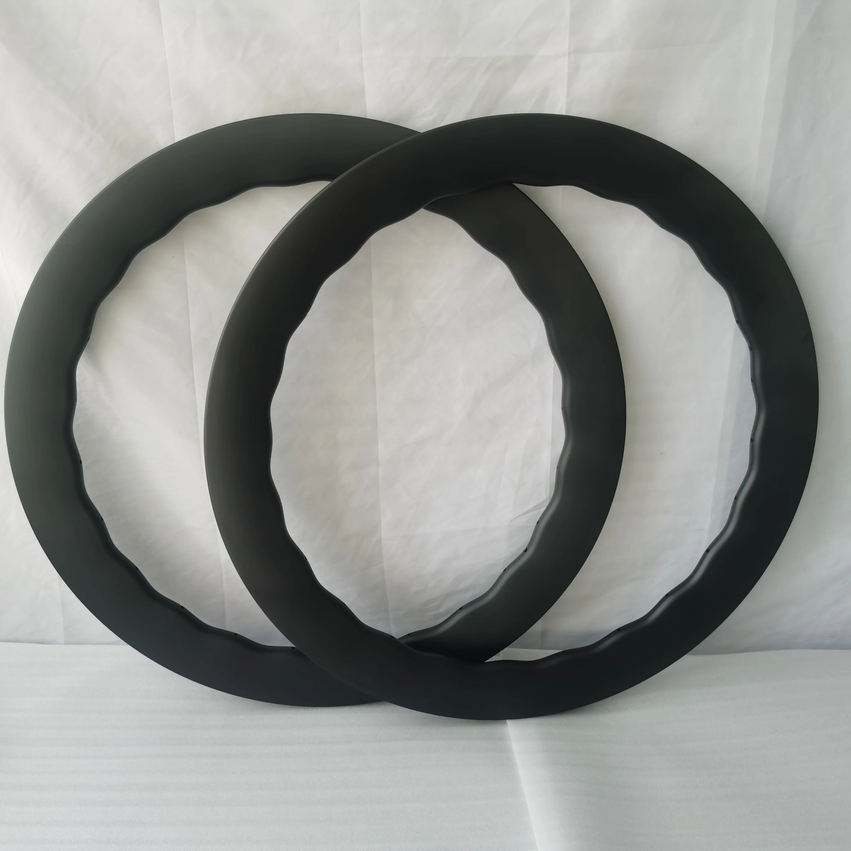 Фото Карбоновые колеса 700C Wave Wheels, глубина обода 35/40/45/50/55/65 мм, для шоссейных велосипедов, ширина обода 28/31 мм, для гравийных дорог, под дисковый тормоз №4
