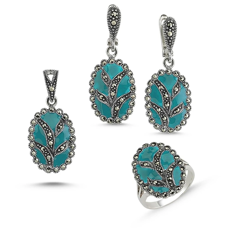 

Серебряные серьги и кольцо с подвеской 925 пробы Marcasite