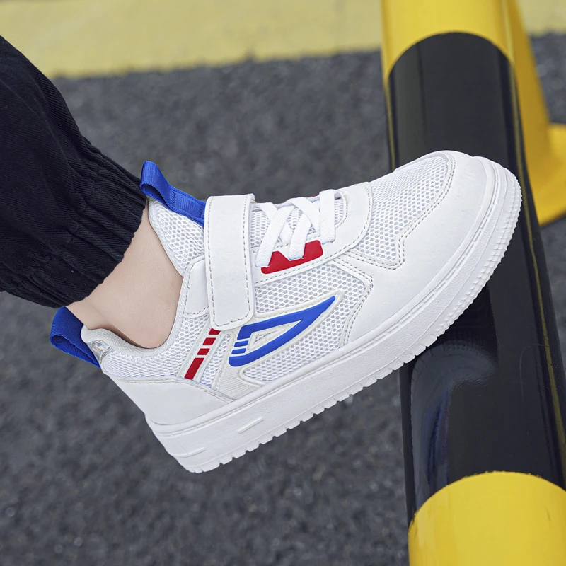 

2022 Spring New Kids Sneakers Breathable Boys Casual Sneakers Comfortable Girls Walking Shoes Fashion Children Small White Shoes