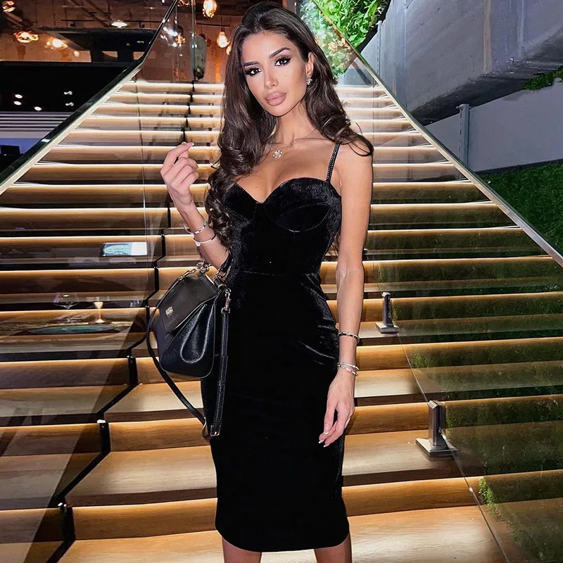

Новинка 2022 г., зимнее сексуальное облегающее платье с V-образным вырезом на спине