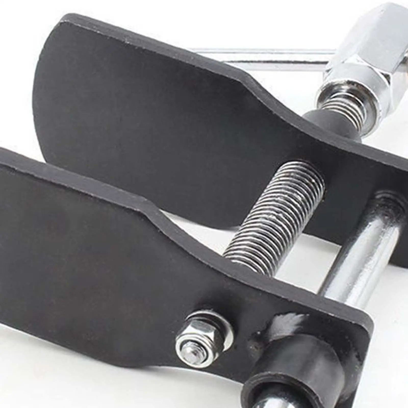 Расширитель колодок дискового тормоза автомобиля простая в использовании