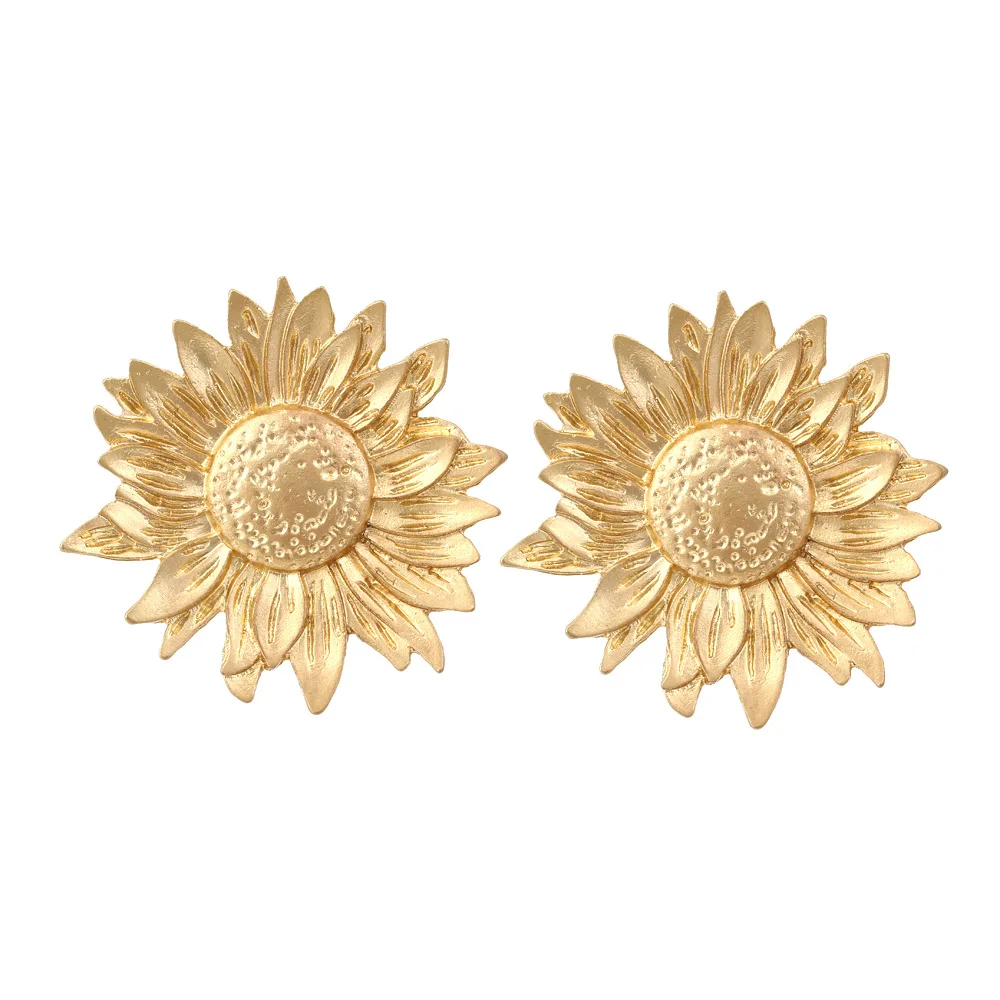 

Metal Sunflower Earrings Europe and The United States Exaggerated Alloy Gold-plated Flower Earrings Earrings Women