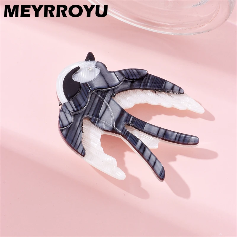 

MEYRROYU Swallow Brooch for Women Acrylic Material Animal Cute Exquisite Funny Cartoon Birthday Gift Accessories On Bags Clothes