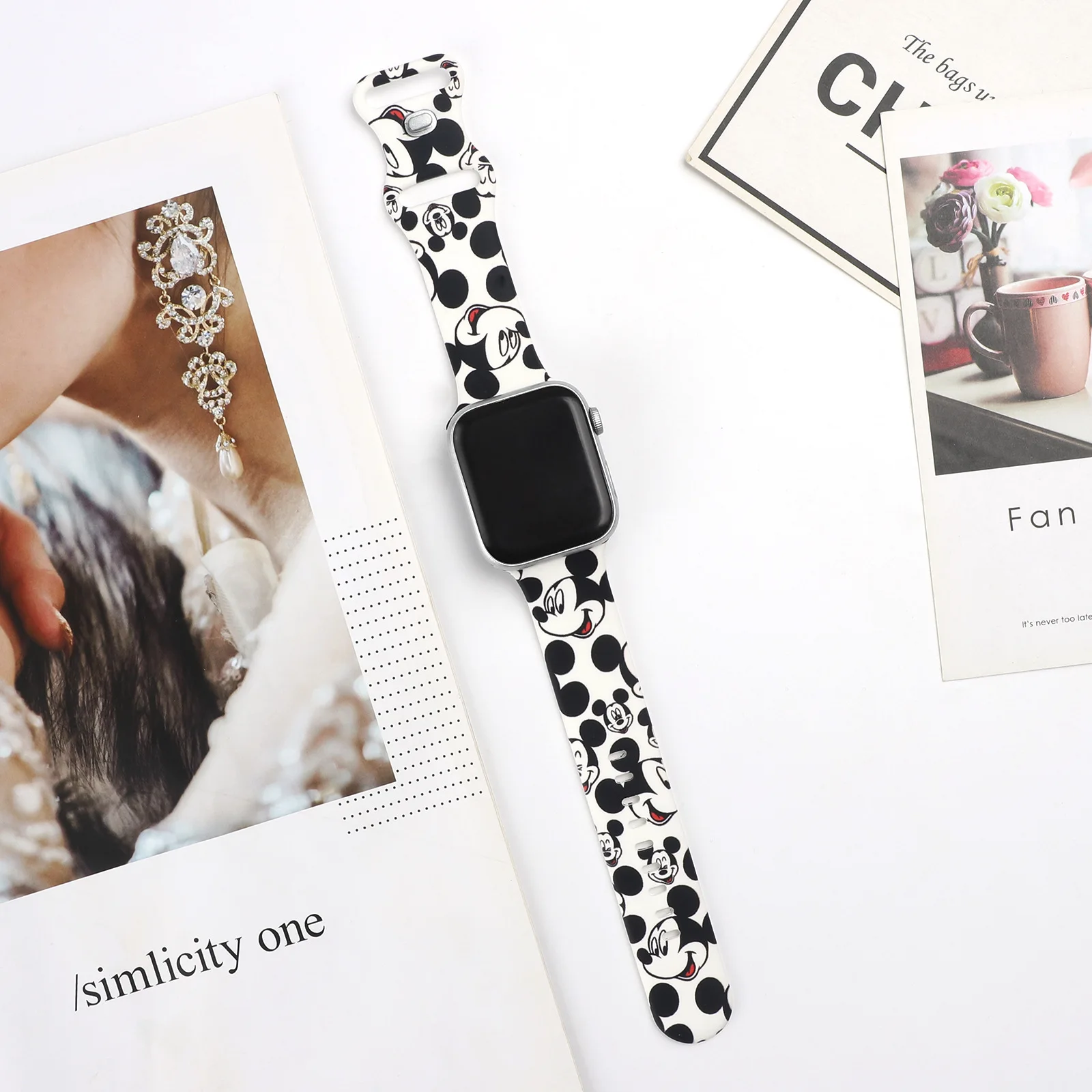 Mickey Mouse Stitch Strap For Apple Watch band 12 3 4 5 6 se  smartwatch watchband bracelet iWatch 40mm 38mm 42mm 44 mm band