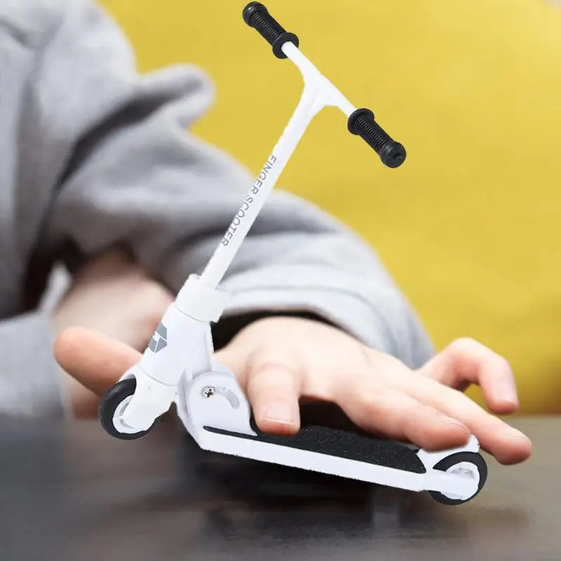 Складной Самокат 2-колесный BMX с тормозом развивающие игрушки скейтборды на палец