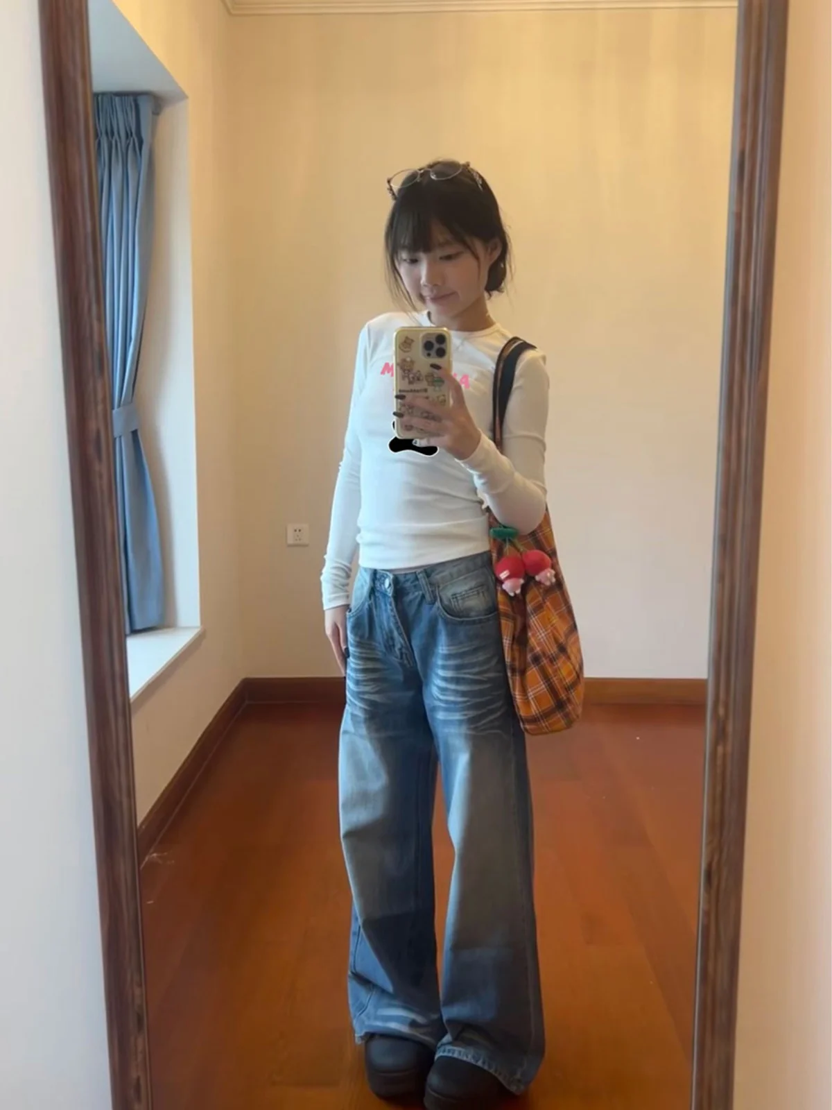 Белая нижняя рубашка Dralon с плечами. Женская внутренняя одежда. Осень и зима 2024.