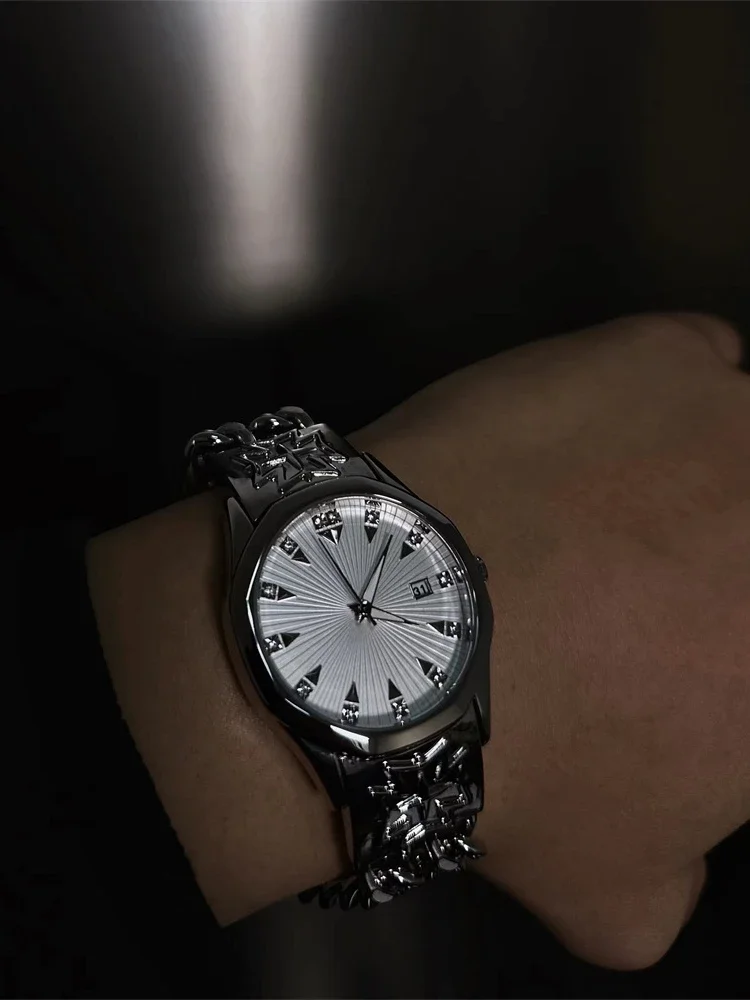 Киоск Empress Dowager научная фантастика нишевая концепция механический не Givenchy Ретро