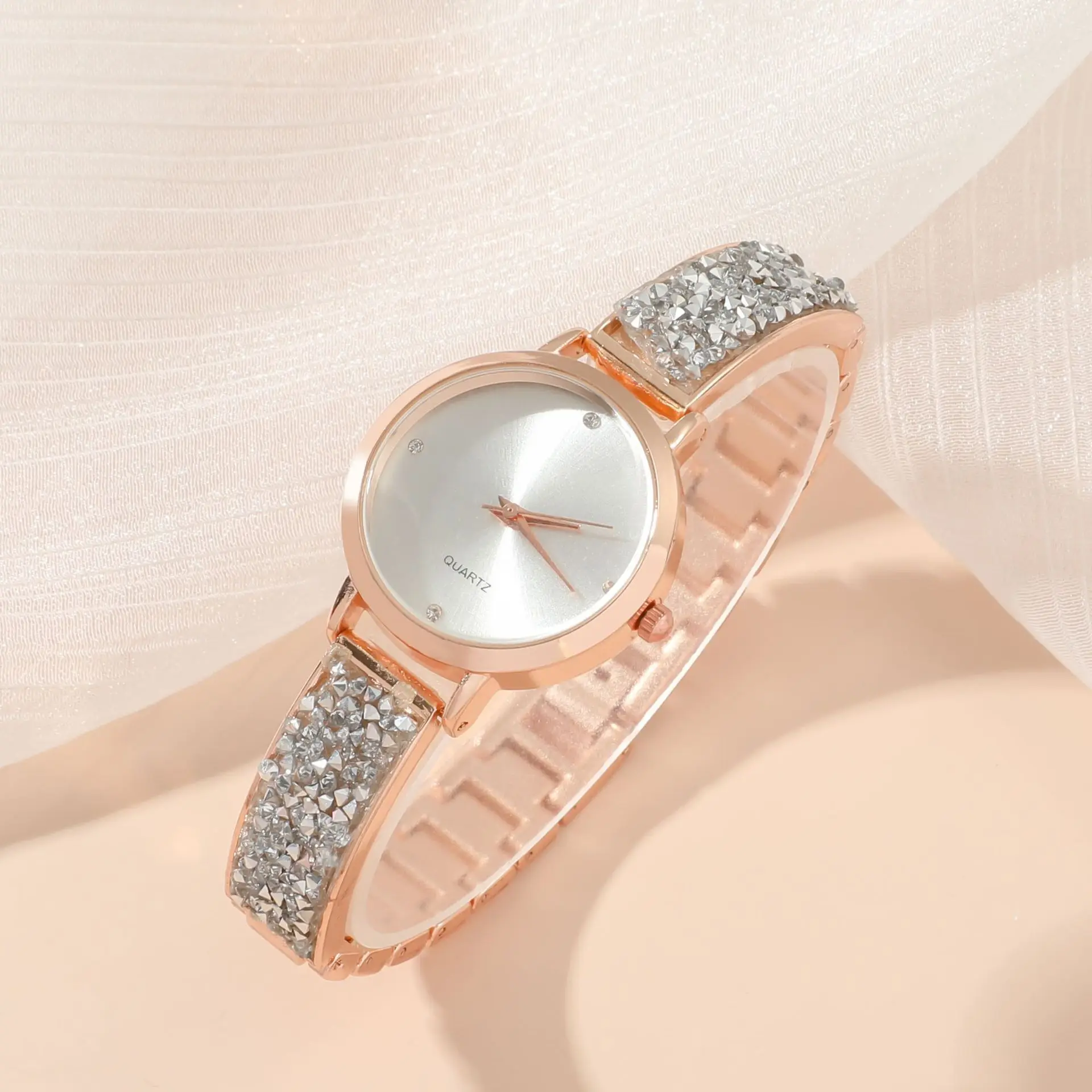 Fashion Luxury Women Watches Casual Quartz Watch Simple Small Fresh Female Watch for Women reloj mujer marcas famosas de lujo