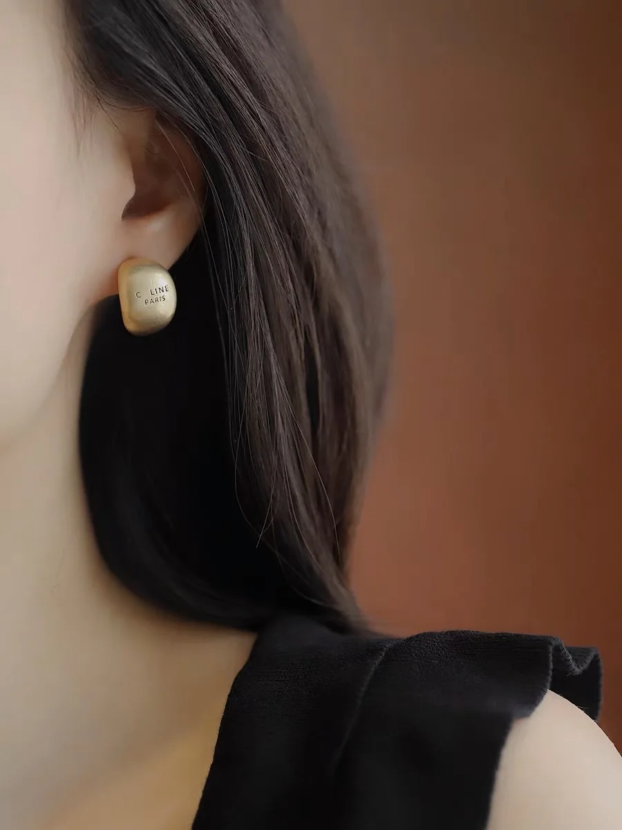 Простые металлические матовые серьги высококачественные легкие роскошные