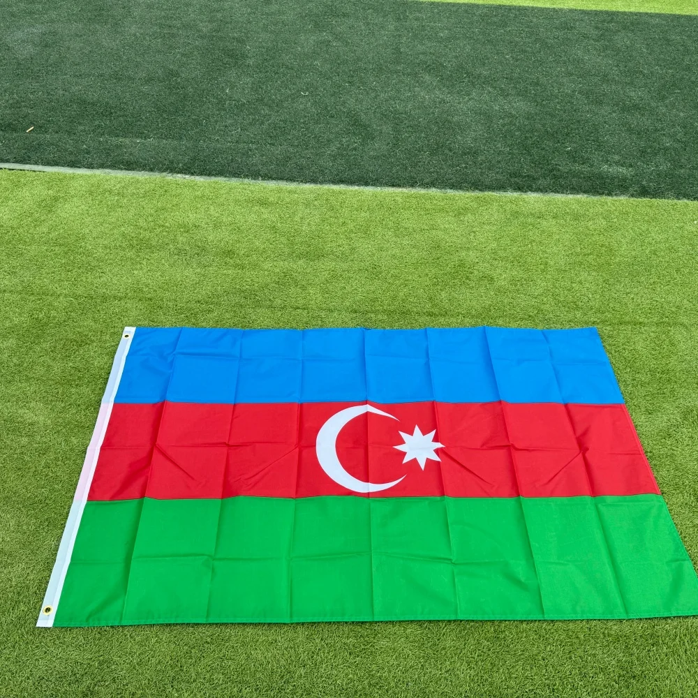 Фото Флаг Азербайджана FlagGo, 150x90 см (3x5 футов), сине-красно-зеленый, с полумесяцем и 8-конечной звездой, полиэстер, двойная строчка, для улицы и дома №2