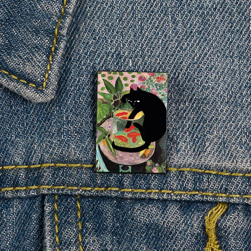 

Fashion goldfish and a cat Custom Printed Funny vintage Brooches Shirt Lapel teacher Bag Cute Badge Cartoon pins for Lover Girl