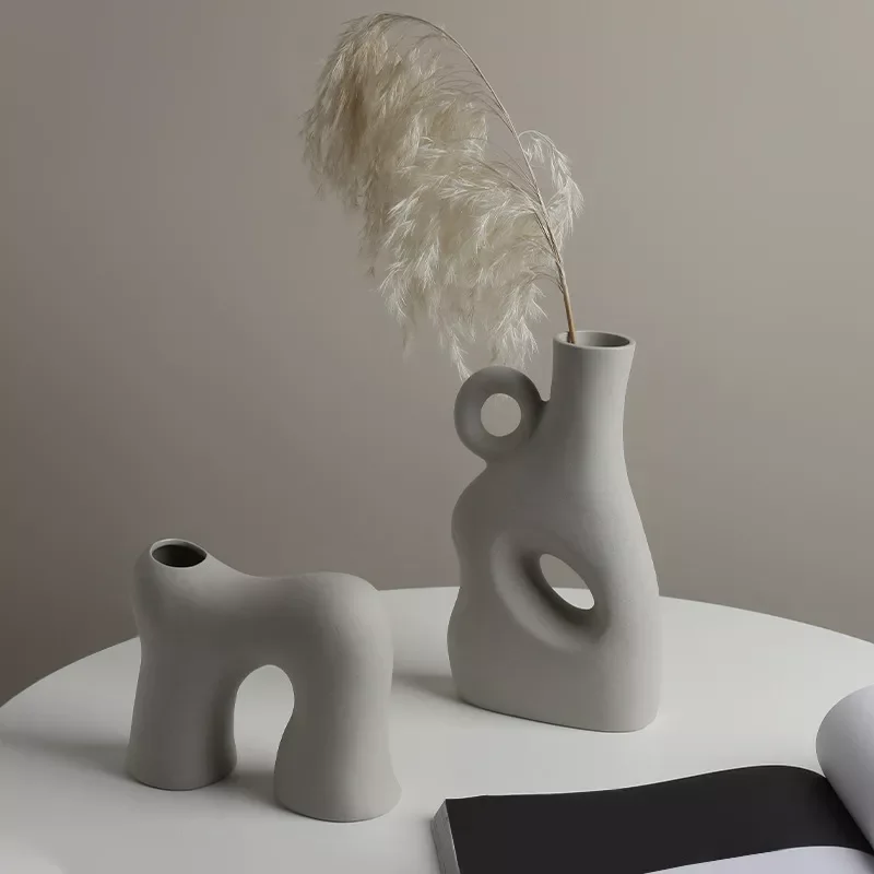 

Ceramic Craft Creative Abstract Vase Nordic Minimal Vase Living Room Bedroom Desktop Decoration Cafe Office Ornaments Home Decor