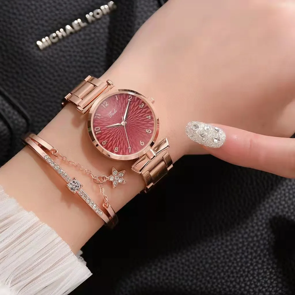 Часы женские кварцевые со стальным браслетом и циферблатом Роскошные 2022