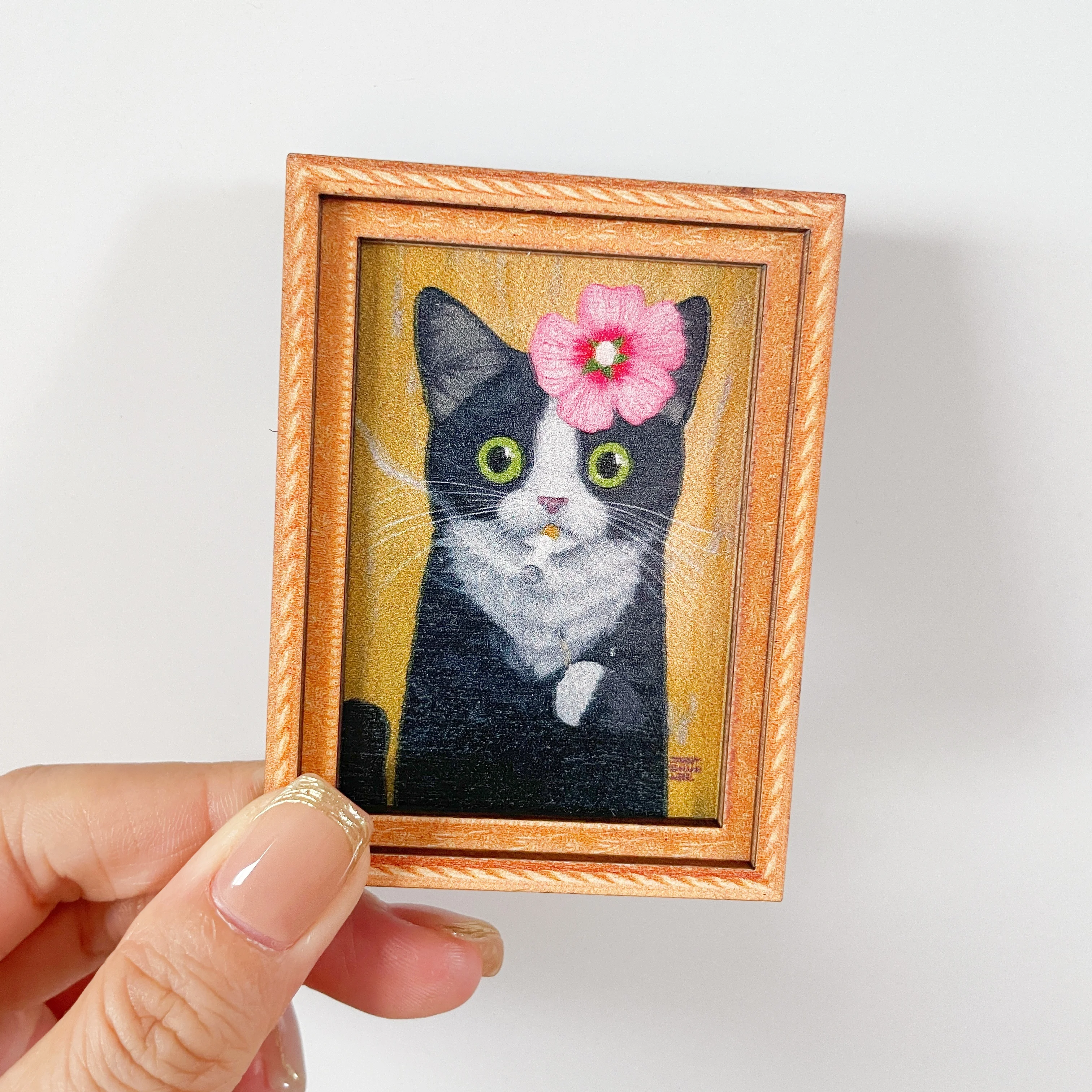 

Магнит на холодильник с котом